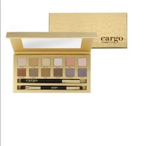 Cargo Summer in the City Collection.